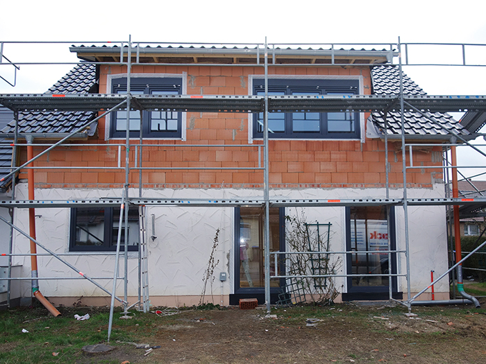 10.03.2020 Sanierung Reihenendhaus Reihenhaus Wolfsburg Umbau Erweiterung Links Garten02